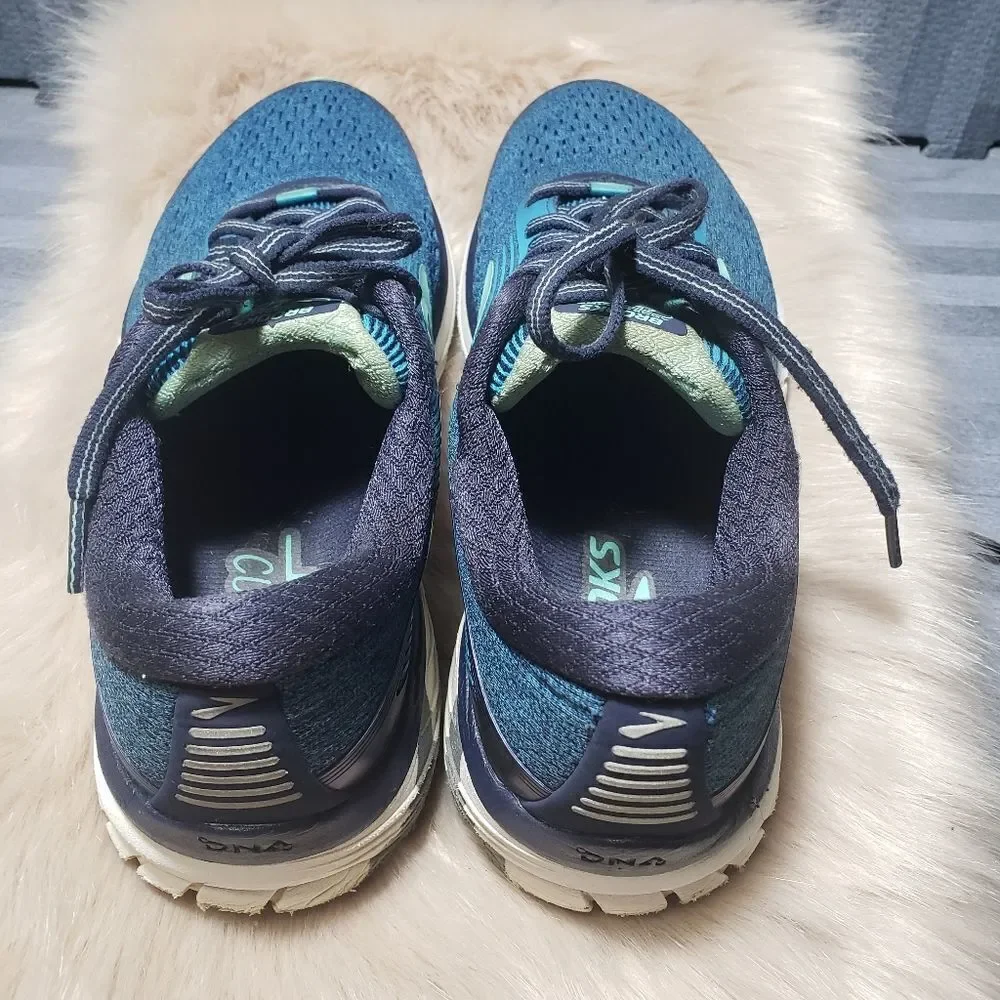 Brooks Adrenaline GTS 18 Navy Womens Running Shoes